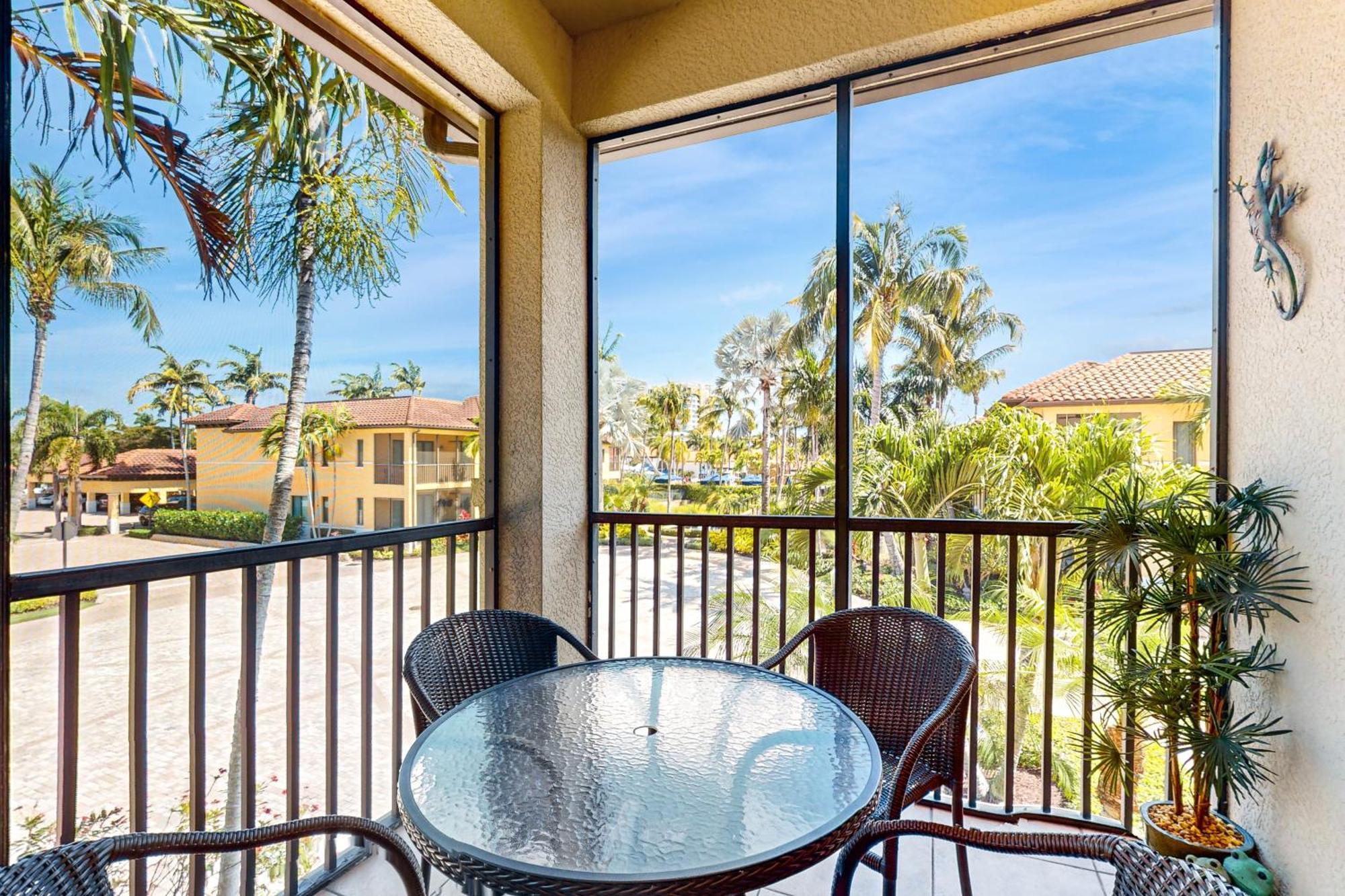 The Cottages At Naples Bay Resort Bagian luar foto